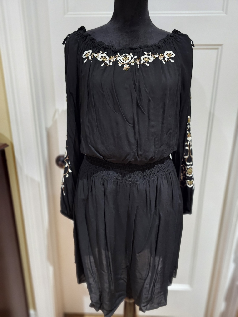 White House Black Market Black Long-Sleeve Floral Embroidered Dress